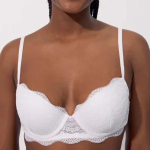 Easiz Padded Bra With Lace