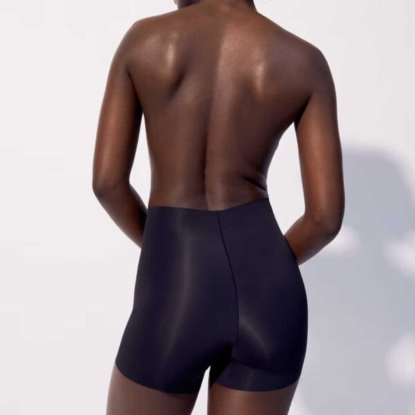 BACKLESSIZ : Strapless and wire-free adhesive bra - Image 3