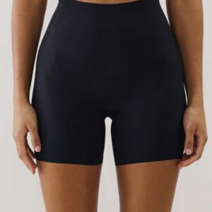 INVISIBLIZ SMOOTHIZ-BOYSHORT:Seamless microfiber shorts