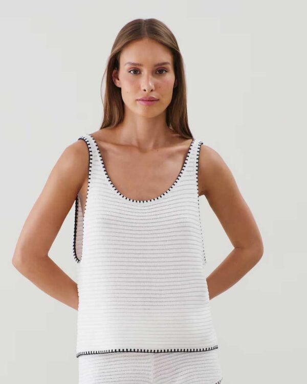 PATCHOULIZ-TOP:Crochet tank top